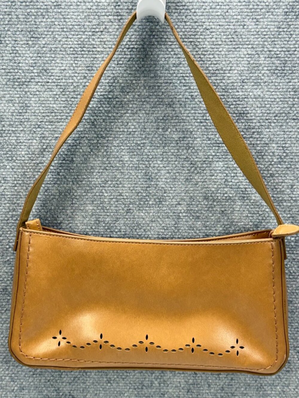 Mondani Y2K Camel Brown Baguette Shoulder Bag
